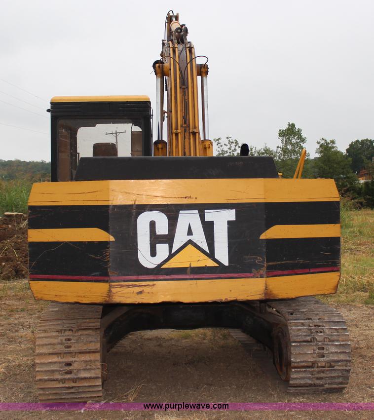 image for item H6996 1992 Caterpillar E120B excavator