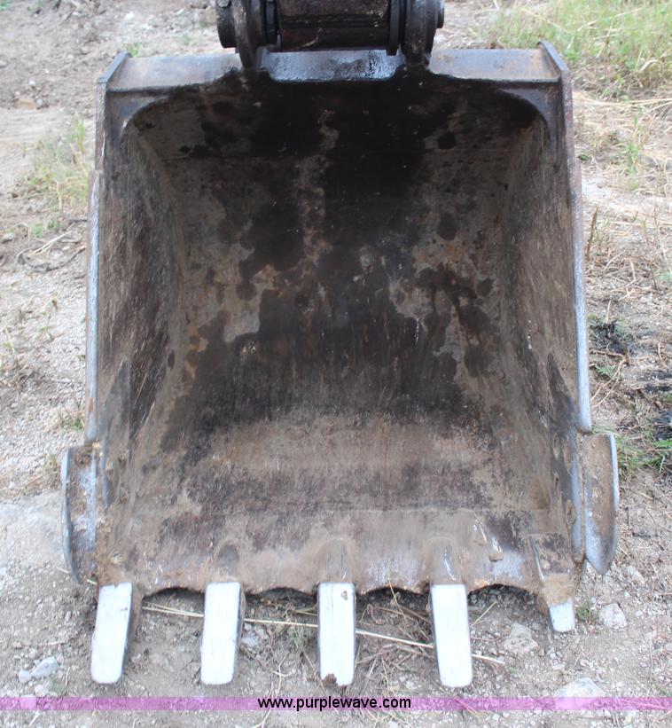 image for item H6996 1992 Caterpillar E120B excavator