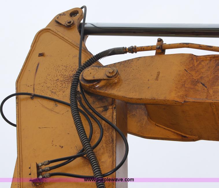 image for item H6996 1992 Caterpillar E120B excavator