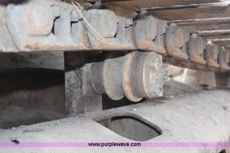 image for item H6996 1992 Caterpillar E120B excavator