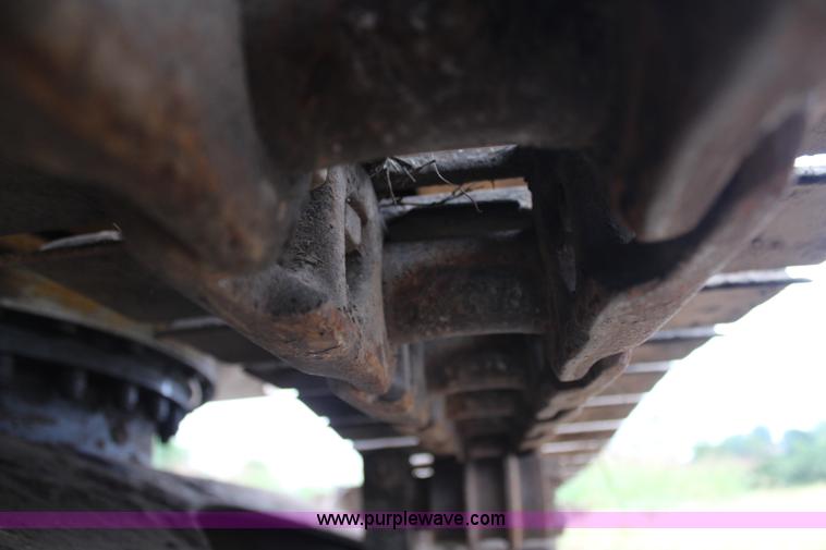 image for item H6996 1992 Caterpillar E120B excavator