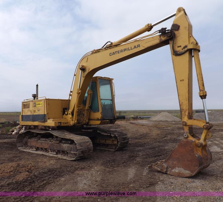 image for item I7541 1987 Caterpillar 215B LC excavator