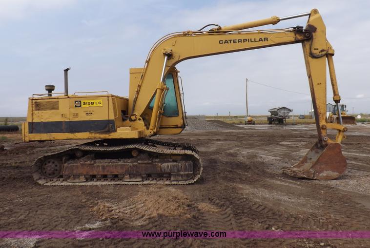 image for item I7541 1987 Caterpillar 215B LC excavator
