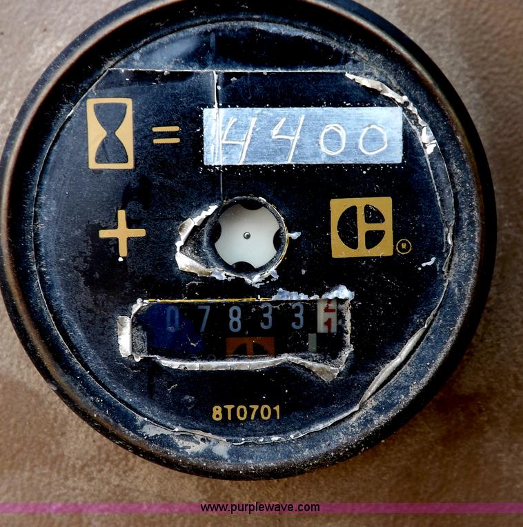 image for item I7541 1987 Caterpillar 215B LC excavator