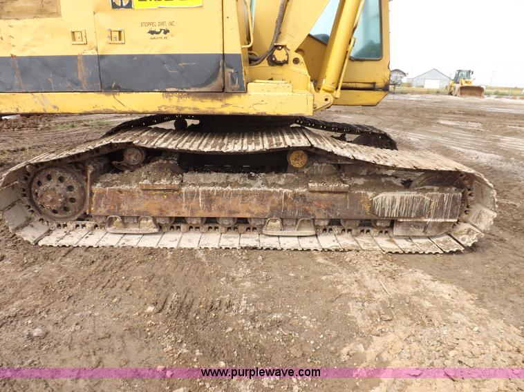 image for item I7541 1987 Caterpillar 215B LC excavator