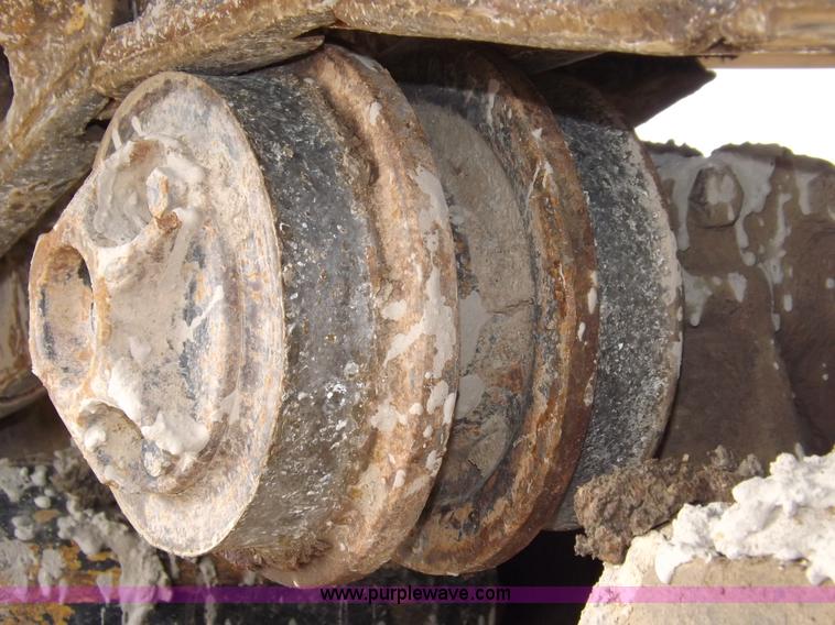 image for item I7541 1987 Caterpillar 215B LC excavator