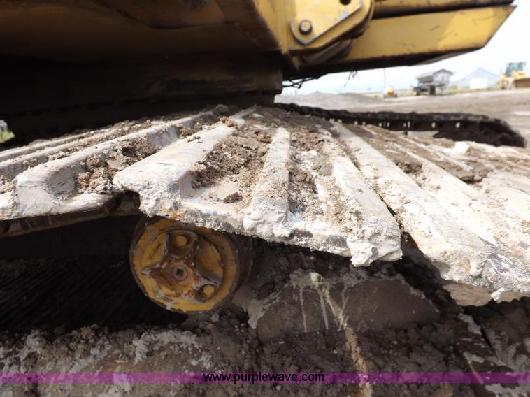 image for item I7541 1987 Caterpillar 215B LC excavator