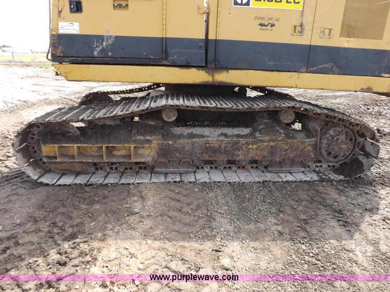 image for item I7541 1987 Caterpillar 215B LC excavator