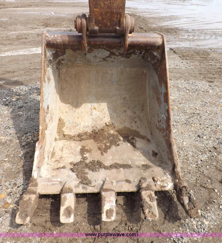 image for item I7541 1987 Caterpillar 215B LC excavator