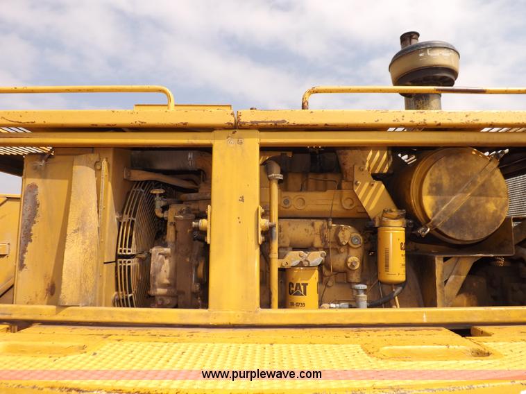 image for item I7541 1987 Caterpillar 215B LC excavator