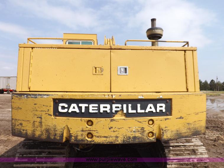 image for item I7541 1987 Caterpillar 215B LC excavator