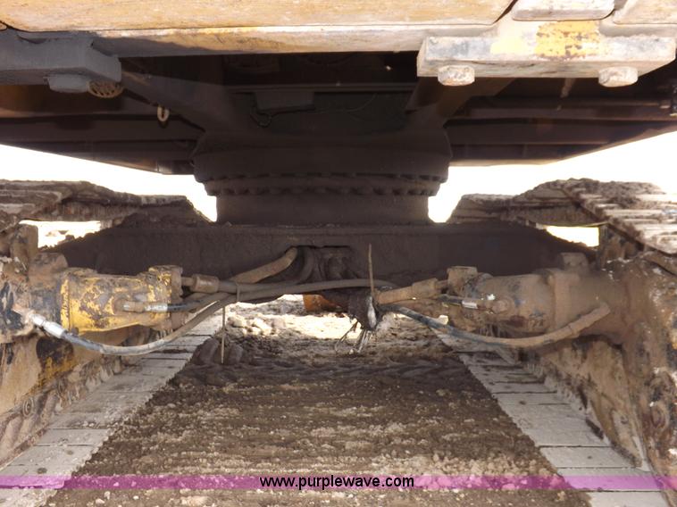 image for item I7541 1987 Caterpillar 215B LC excavator