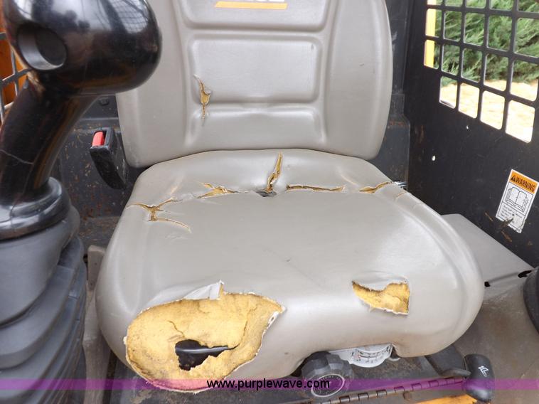 image for item I7542 2008 Case 410 skid steer