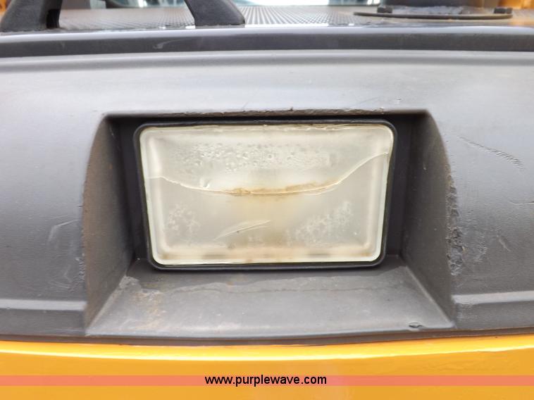 image for item I7542 2008 Case 410 skid steer