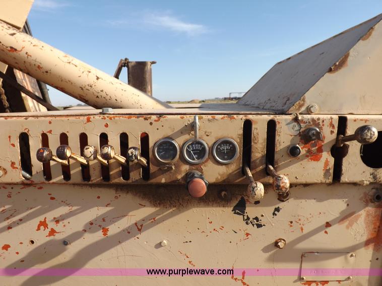 image for item I7591 1977 Koehring 700 wheel trencher