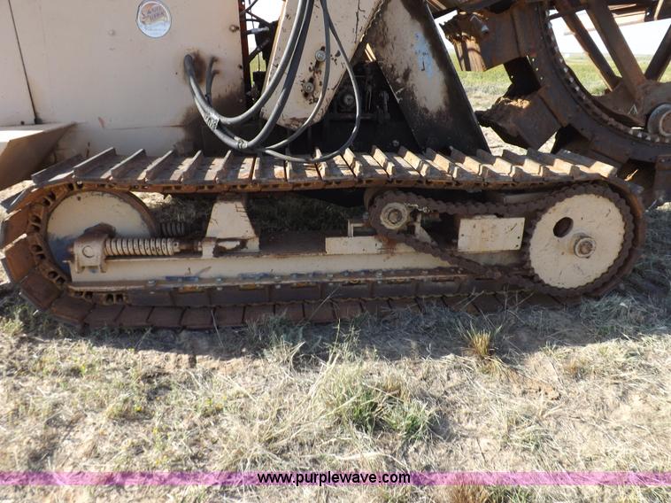 image for item I7591 1977 Koehring 700 wheel trencher