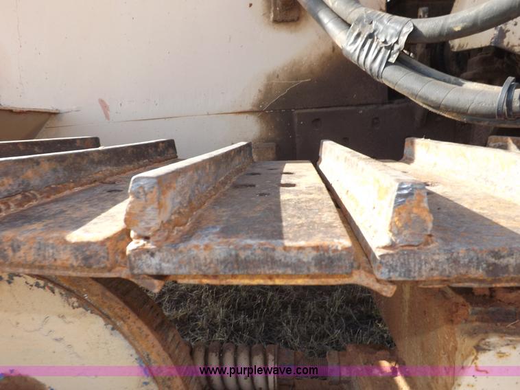 image for item I7591 1977 Koehring 700 wheel trencher