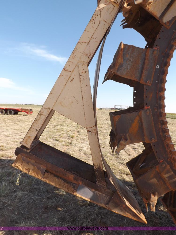 image for item I7591 1977 Koehring 700 wheel trencher