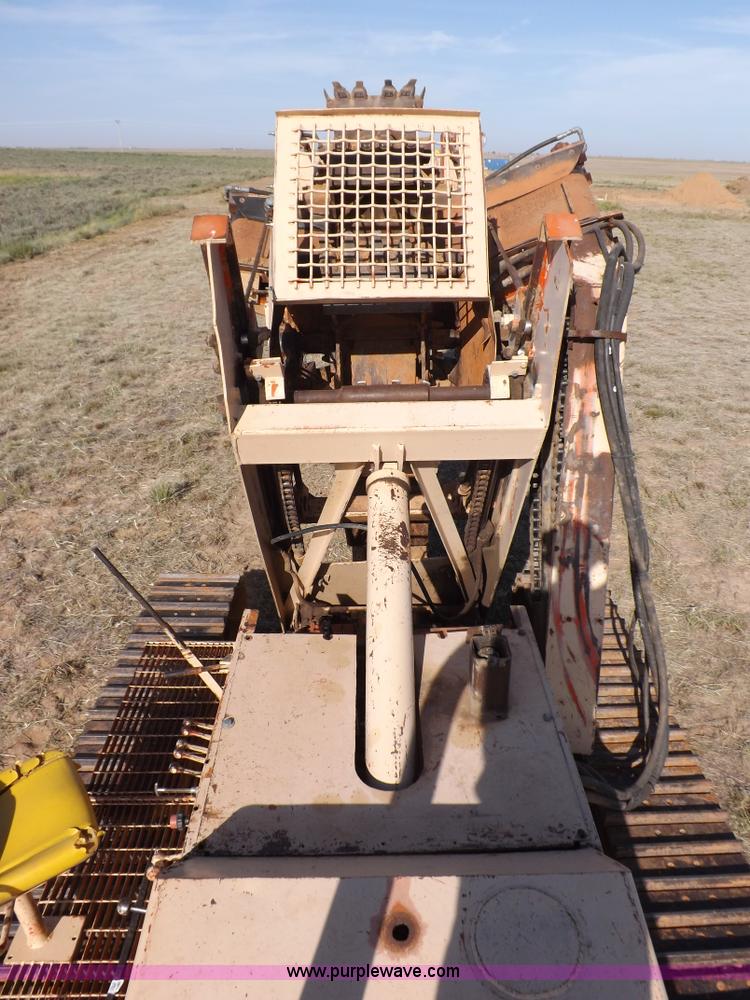 image for item I7591 1977 Koehring 700 wheel trencher