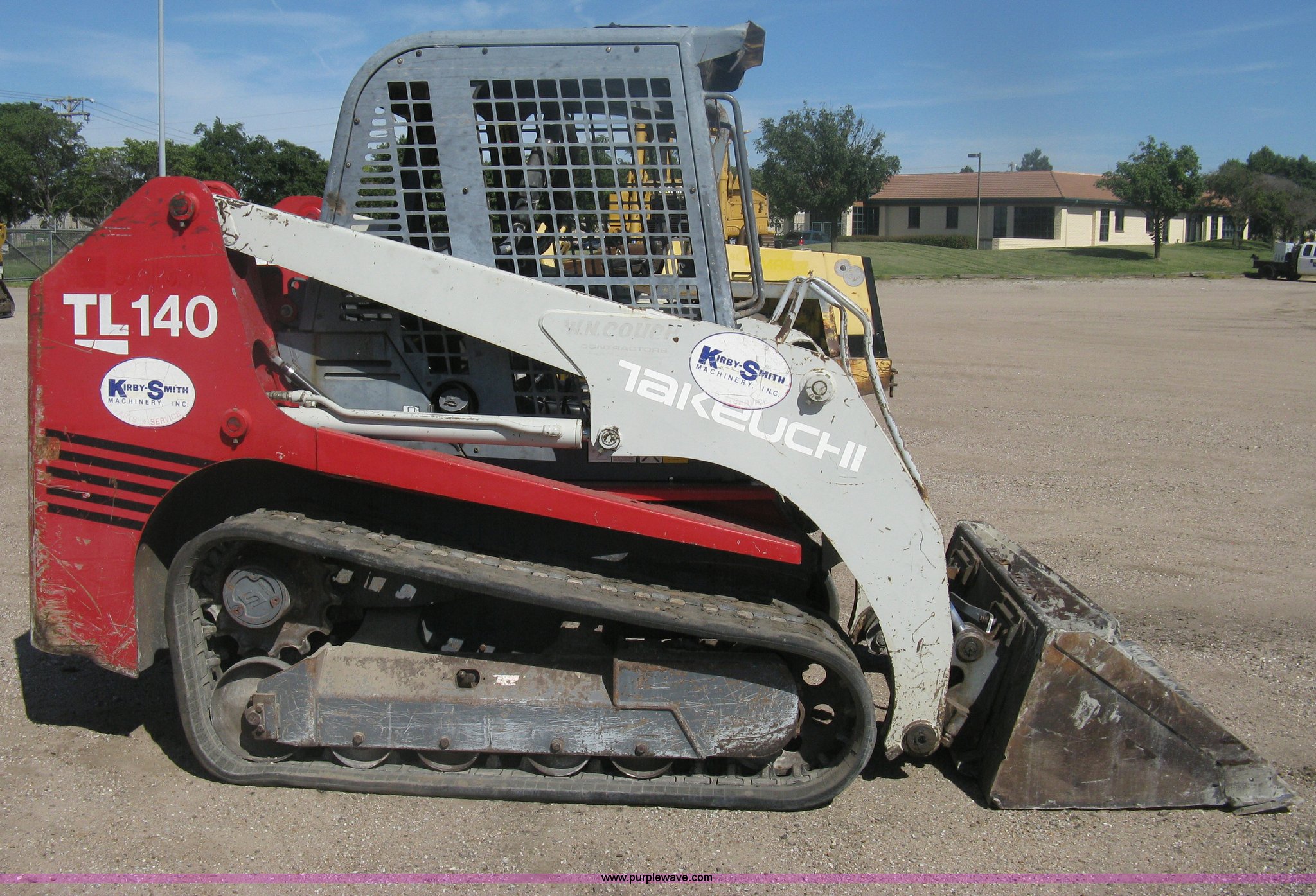 2004 Takeuchi TL140 track skid steer in Wichita, KS Item H6444 sold