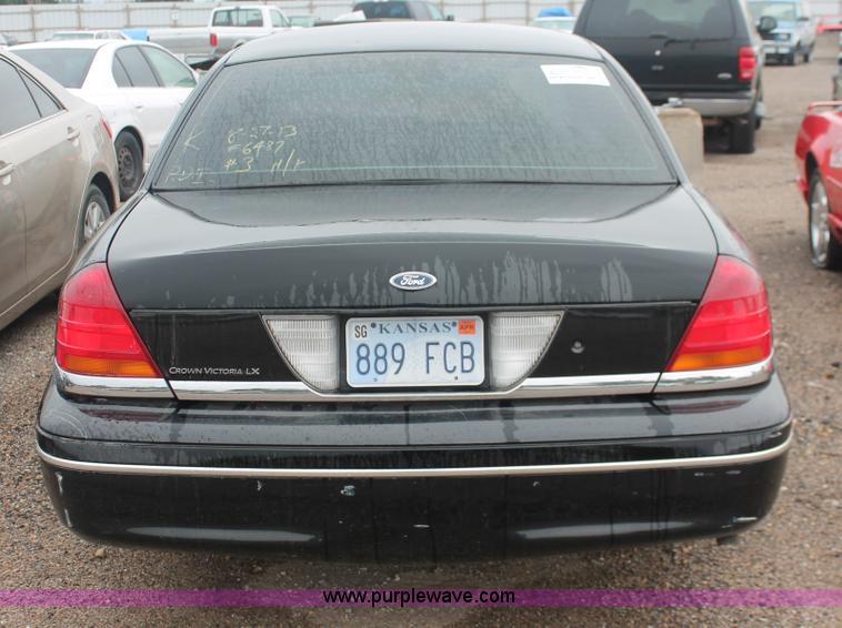 image for item H4217 1997 Ford Crown Victoria LX