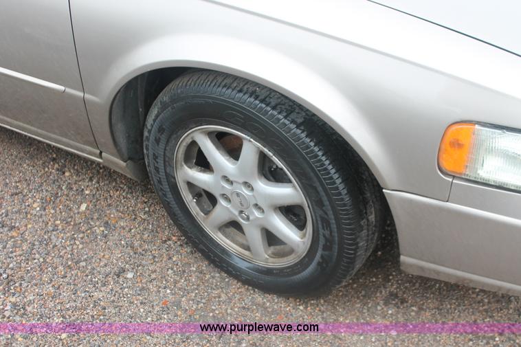 image for item H4219 2002 Cadillac Seville SLS