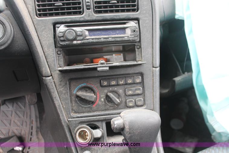 image for item H4220 1997 Toyota Celica ST