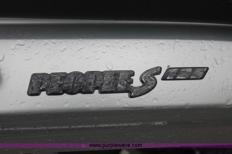 image for item H4221 2006 Kymoo Peoples 125 scooter