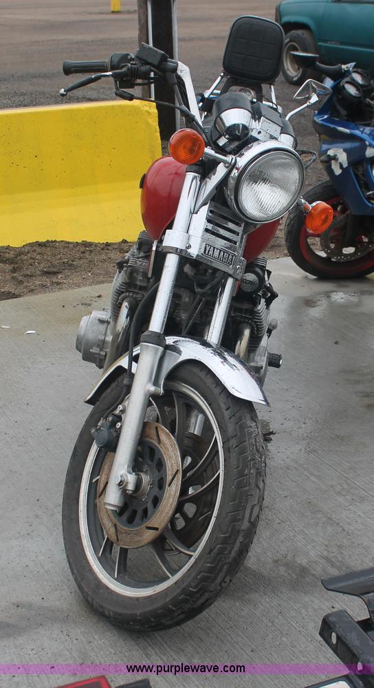 image for item H4222 1982 Yamaha Maxima 1100 motorcycle