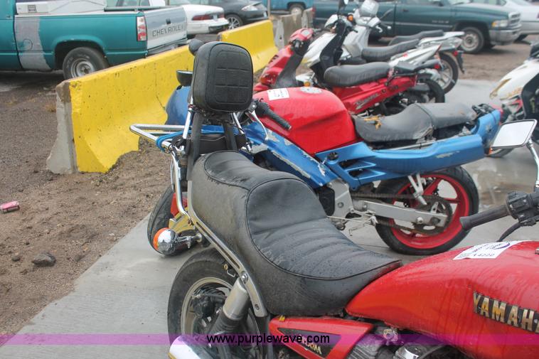 image for item H4222 1982 Yamaha Maxima 1100 motorcycle