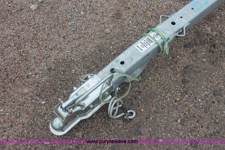 image for item H4223 2011 Dethmers GR200B car dolly