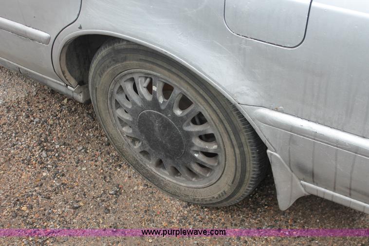 image for item H4228 1993 Acura Legend L