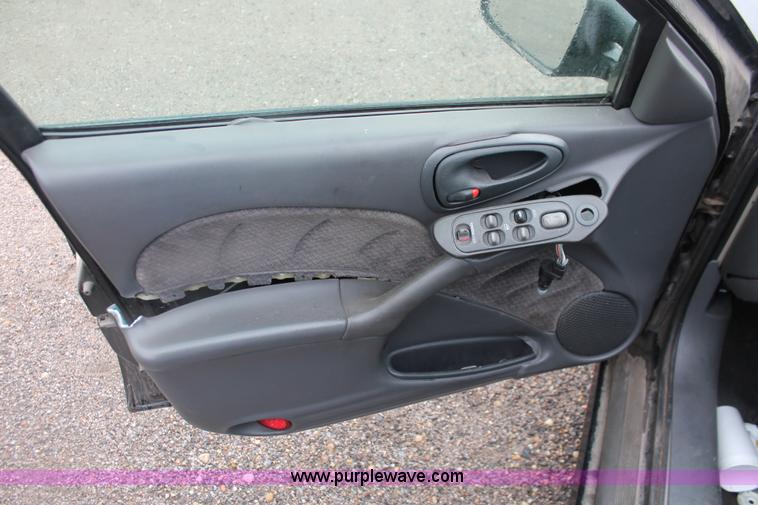 image for item H4232 1999 Pontiac Grand Am GT