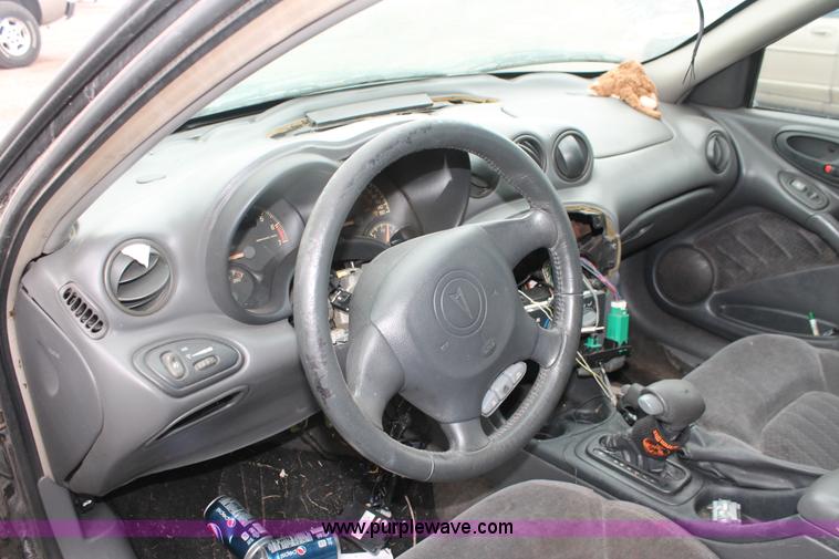 image for item H4232 1999 Pontiac Grand Am GT