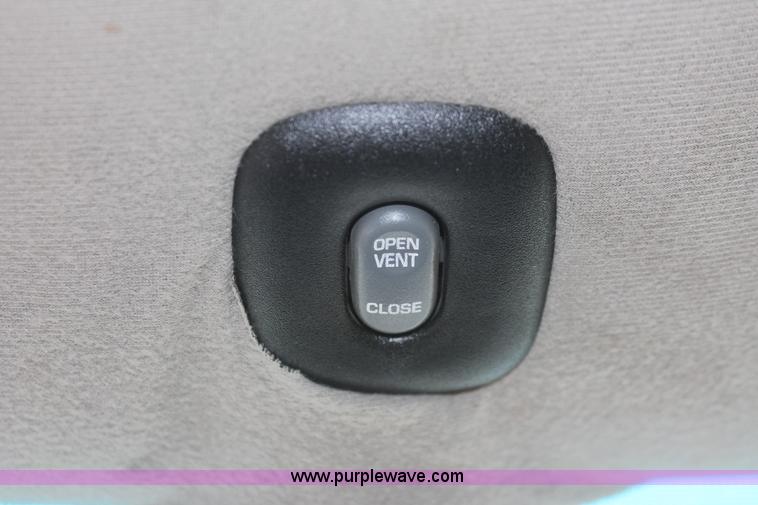 image for item H4232 1999 Pontiac Grand Am GT