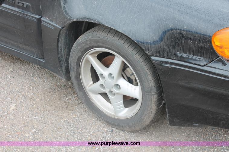 image for item H4232 1999 Pontiac Grand Am GT