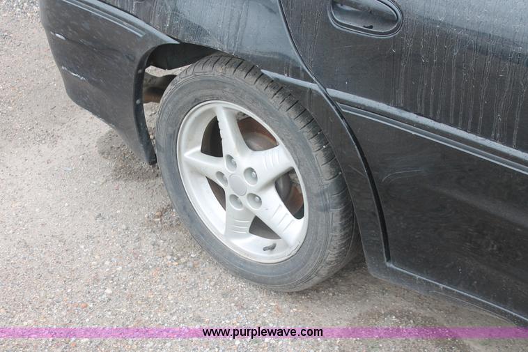 image for item H4232 1999 Pontiac Grand Am GT