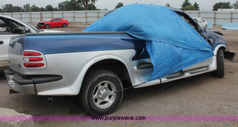 image for item H4233 1998 Ford F150 XLT SuperCab pickup truck