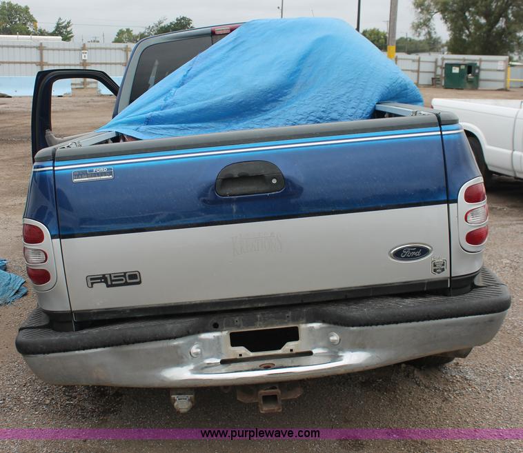 image for item H4233 1998 Ford F150 XLT SuperCab pickup truck