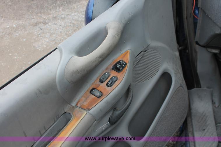 image for item H4233 1998 Ford F150 XLT SuperCab pickup truck