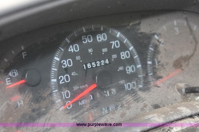 image for item H4233 1998 Ford F150 XLT SuperCab pickup truck