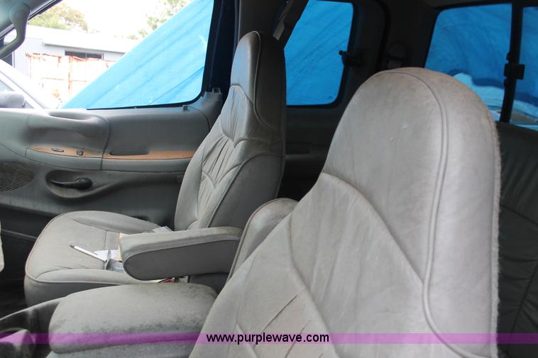 image for item H4233 1998 Ford F150 XLT SuperCab pickup truck