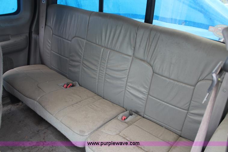 image for item H4233 1998 Ford F150 XLT SuperCab pickup truck