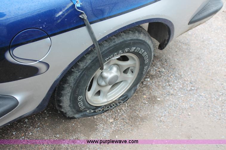 image for item H4233 1998 Ford F150 XLT SuperCab pickup truck