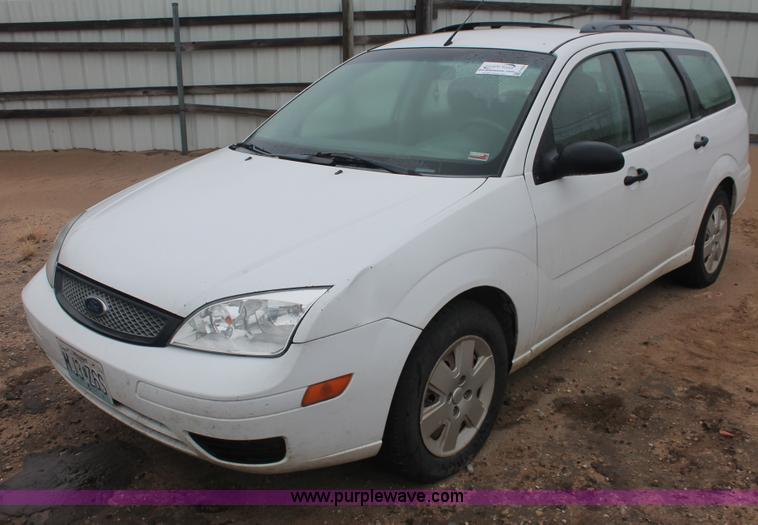 image for item H4234 2006 Ford Focus ZXW SE