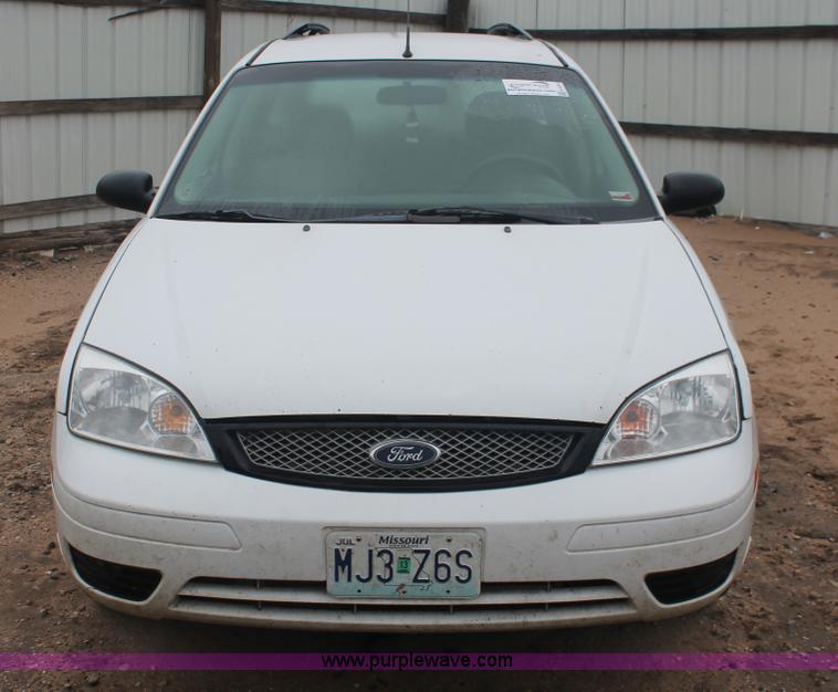 image for item H4234 2006 Ford Focus ZXW SE