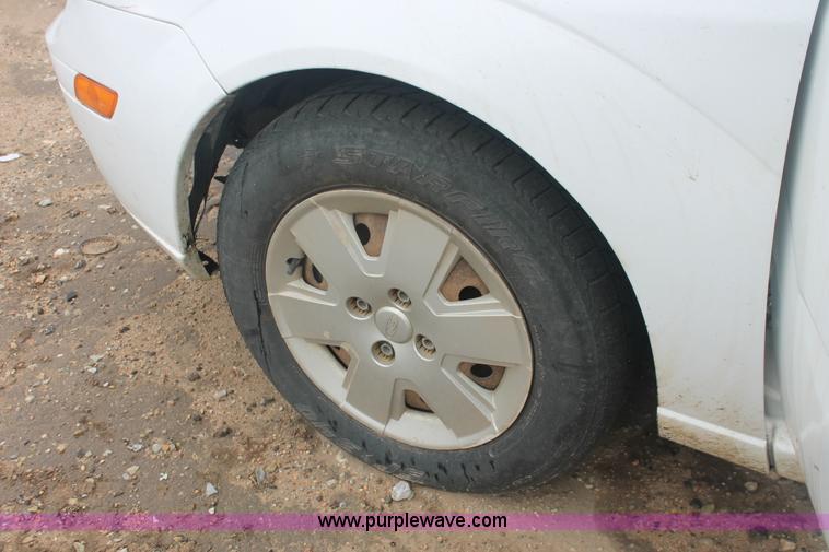 image for item H4234 2006 Ford Focus ZXW SE