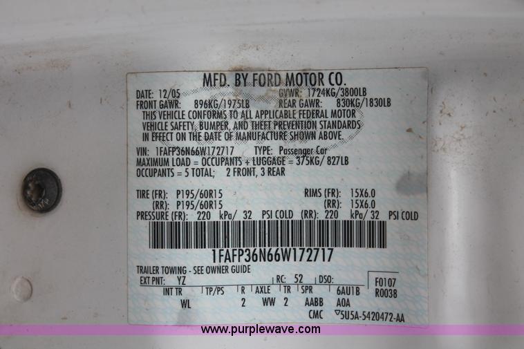 image for item H4234 2006 Ford Focus ZXW SE