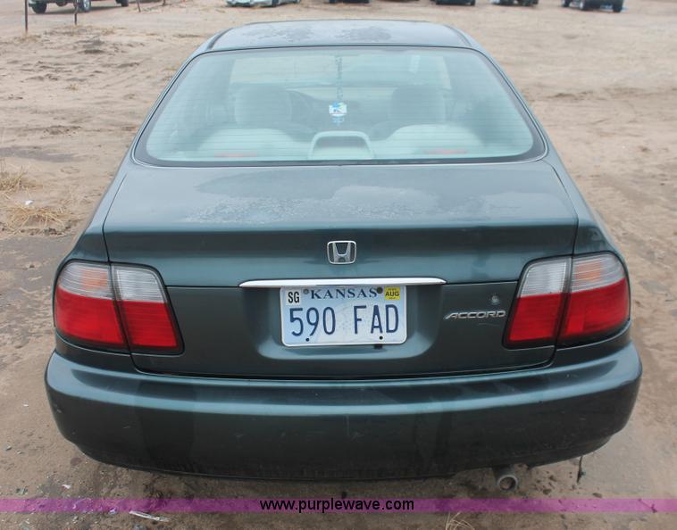 image for item H4235 1997 Honda Accord