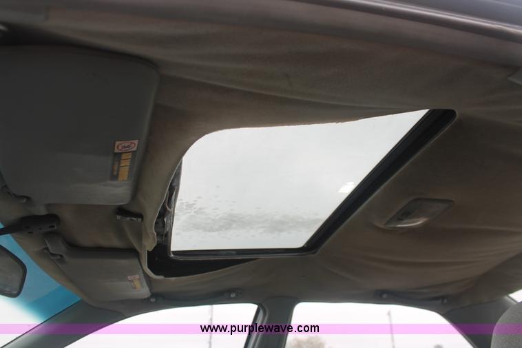 image for item H4235 1997 Honda Accord